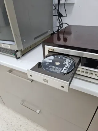 Denon DCD-3500G Lector CD  Alimentacion. 100 volt