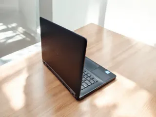 Dell Latitude E7270 i5 6th Gen 256GB SSD