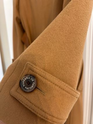 Abrigo Carolina Herrera Camel