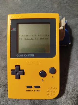 Nintendo Game Boy Pocket Amarilla