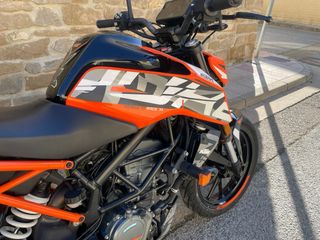 KTM Duke 125 cc