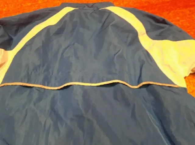 Cortavientos Asics Txindoki Talla S nuevo