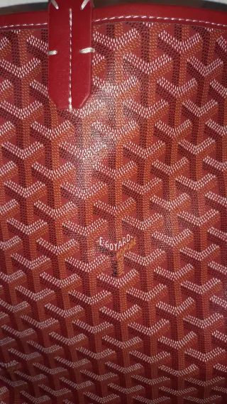 Bolso rojo con monedero