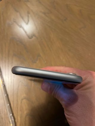 iPhone XR 64GB Bianco senza scatola batteria 77%