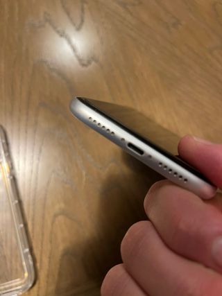 iPhone XR 64GB Bianco senza scatola batteria 77%