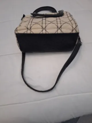 Bolso de mano y colgar señora beige y negro