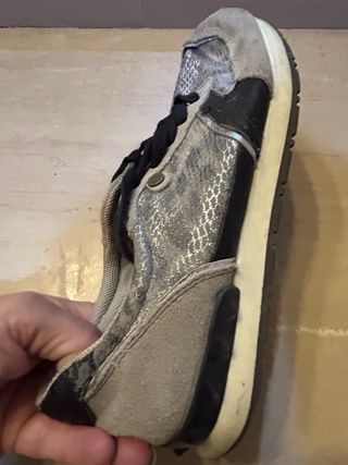 Zapatillas Gios Eppo grises y negras