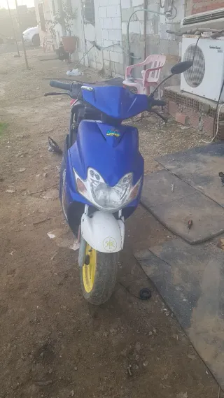 Yamaha Jog RR Azul