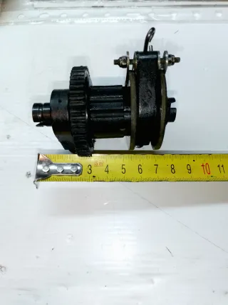 Se vende Diferencial intermedio para escala 1/8