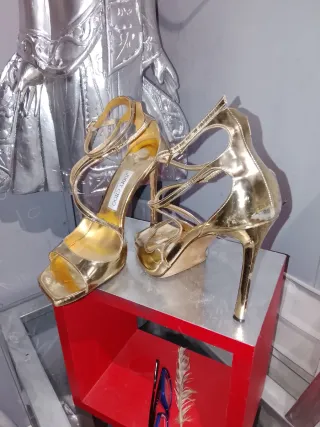 Sandalias Jimmy Choo Doradas Fiesta super comodas