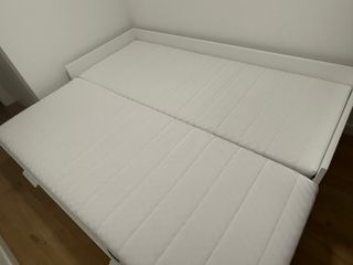 Diván blanco con cajones