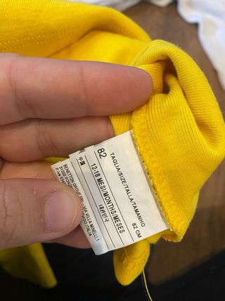 Chaqueta y 2 camisetas UCB T82