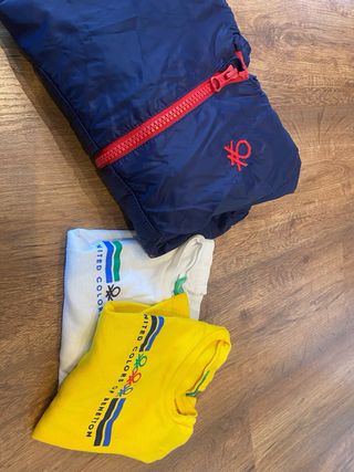 Chaqueta y 2 camisetas UCB T82