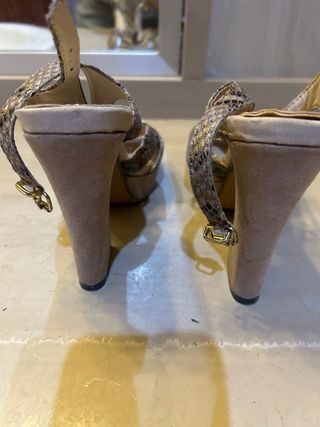 Sandalias tacón animal print