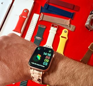 Apple Watch SE GPS Serie 6 Aluminio Oro impecable