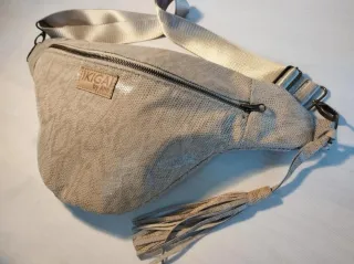 Bolso riñonera IKIGAI piel beige NUEVA
