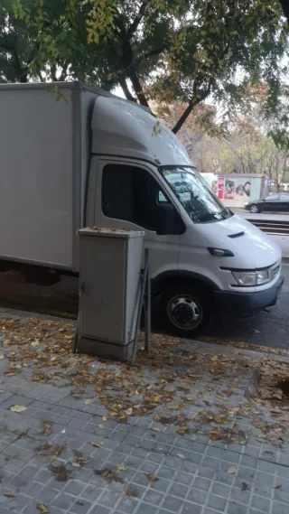 CAMIONES Y FURGONETAS 691894140