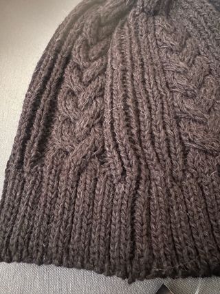 Gorro JLS negro acrílico