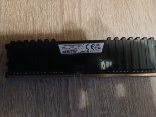 Memoria RAM Corsair DDR4