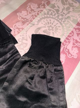 Pantalón cargo Y2K negro satinado