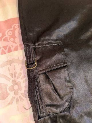 Pantalón cargo Y2K negro satinado
