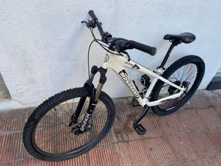 Bicicleta Mondraker Play