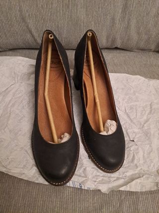 Zapatos de tacón negros