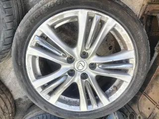 Llantas Lexus