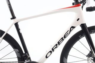Orbea Avant M20I Di2 12V (carretera) t.56 Reacondicionada