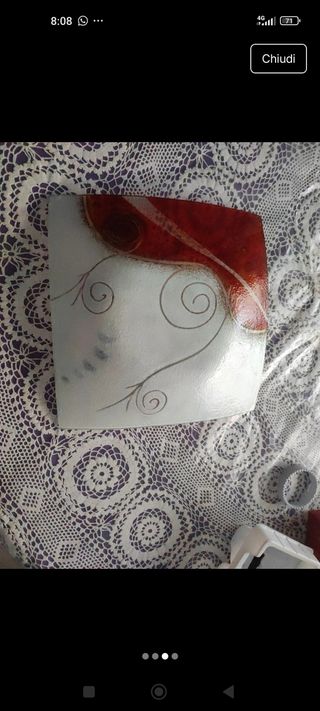 Piatto centrotavola in vetro decorato, cm 26