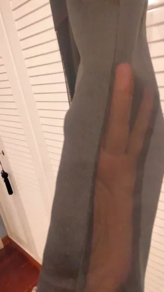 Leggings negros con detalle de malla