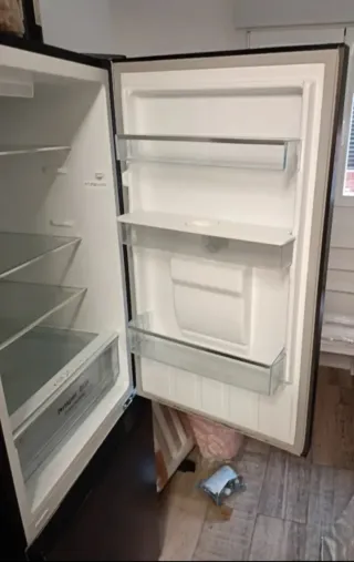 Oferta!! Nevera pequeña Negra