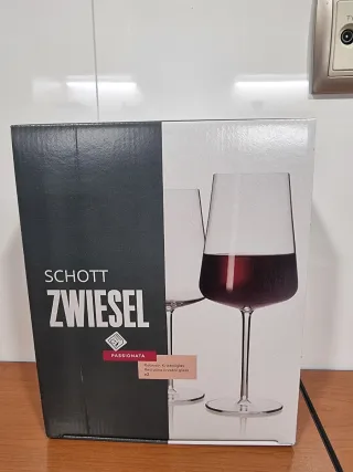 Calici di Vino Rosso Schott Zwiesel