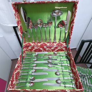 Cubertería Magefesa Inox 18-10 Completa, 130piezas