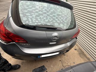 PORTON TRASERO OPEL ASTRA J 1.7 CDTI 2011