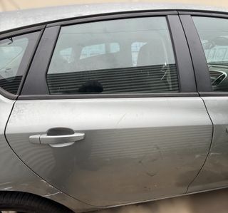 PUERTA TRASERA DERECHA OPEL ASTRA J 1.7 CDTI 2011