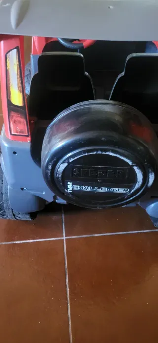 Coche eléctrico infantil Challenger