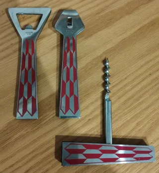 Conjunto saca rolhas, caricas e abre latas