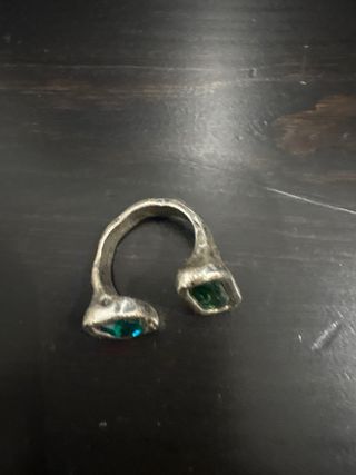 Anillo plata piedras verdes