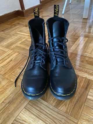 Botas Dr. Martens Talla 39 Negras
