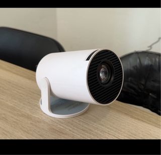 Proyector UCMDA Full HD