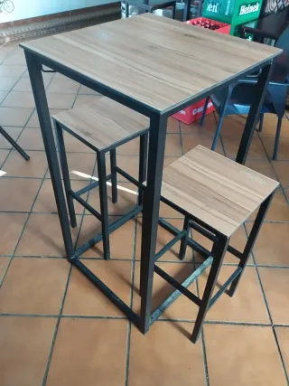 Mesa alta bar con 2 taburetes