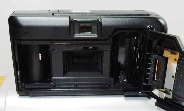 1695- Cámara LEICA AF-C1 - piezas