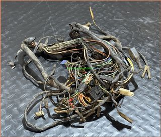 Instalación Eléctrica Cableado Suzuki Gsx 400 E 19