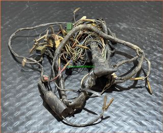 Instalación Eléctrica Cableado Suzuki Gsx 400 E 19