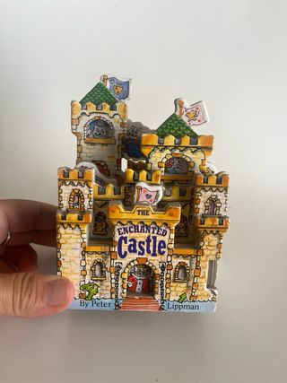 Enchanted Castle libro mini de cartón