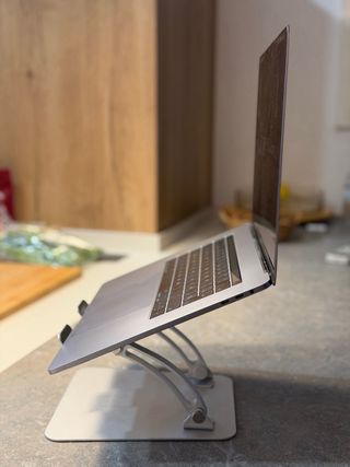 Soporte Portátil Nulaxy Aluminio Ajustable