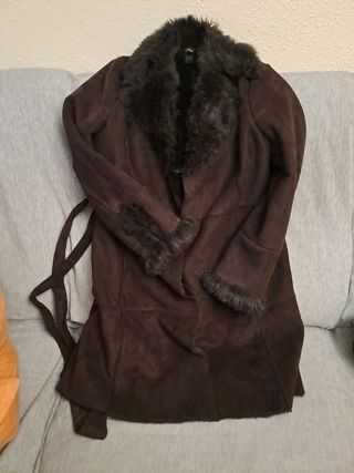 Abrigo marrón con pelo