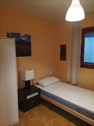 alquilo habitación cerca de la catedral