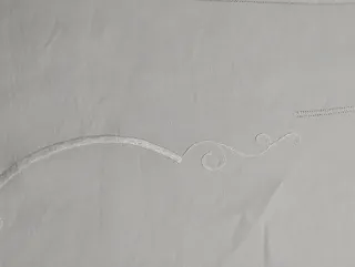 Lenzuolo corredo nonna ricamato a mano cotone